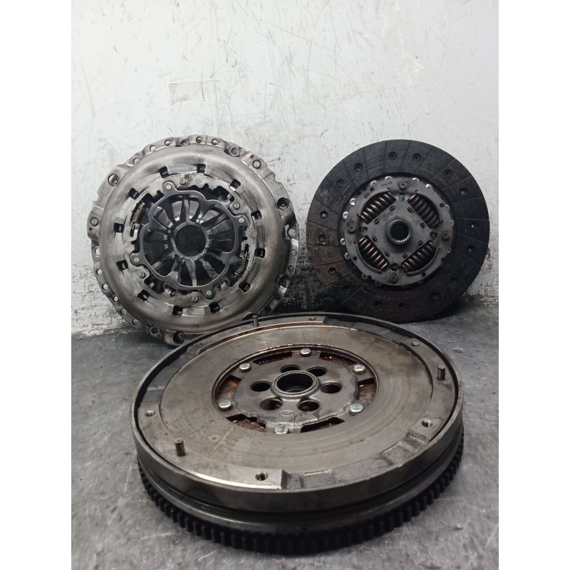 Recambio de kit embrague para audi a4 b7 avant (8ed) 2.0 tdi 16v referencia OEM IAM 324033410 415024410 