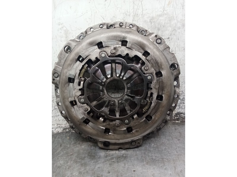 Recambio de kit embrague para audi a4 b7 avant (8ed) 2.0 tdi 16v referencia OEM IAM 324033410 415024410 