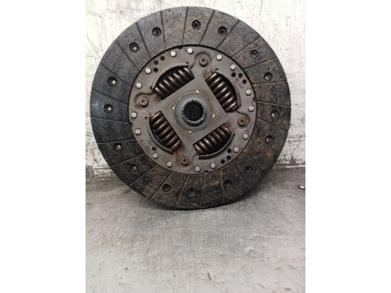 Recambio de kit embrague para audi a4 b7 avant (8ed) 2.0 tdi 16v referencia OEM IAM 324033410 415024410 