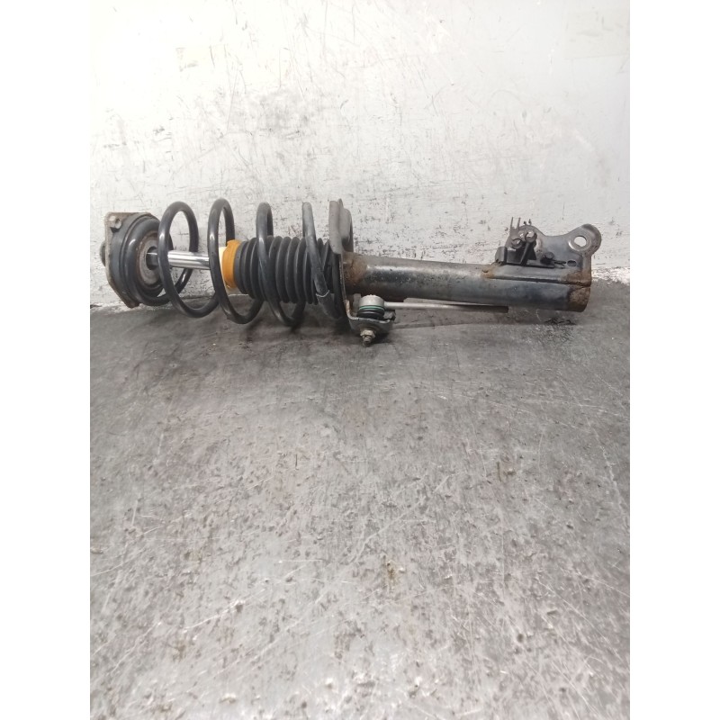 Recambio de amortiguador delantero izquierdo para mercedes-benz clase b sports tourer (w245) b 200 cdi (245.208) referencia OEM 