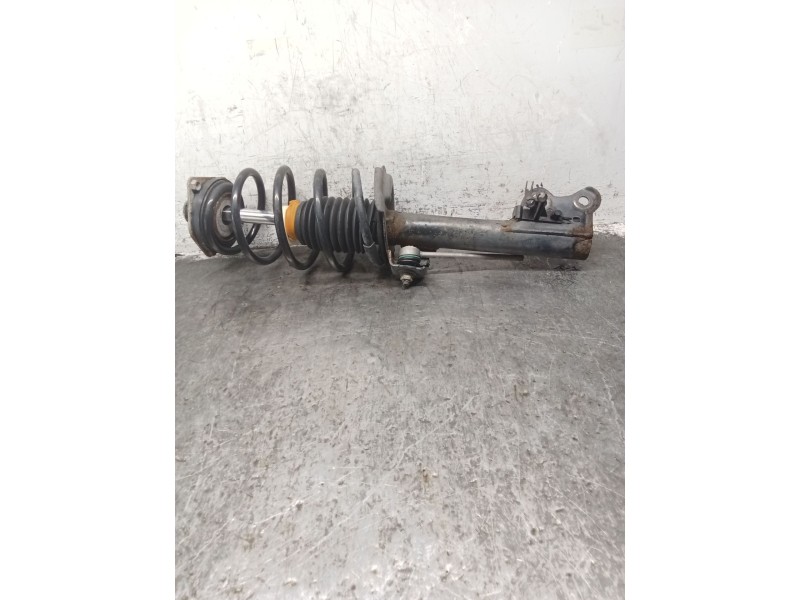 Recambio de amortiguador delantero izquierdo para mercedes-benz clase b sports tourer (w245) b 200 cdi (245.208) referencia OEM 