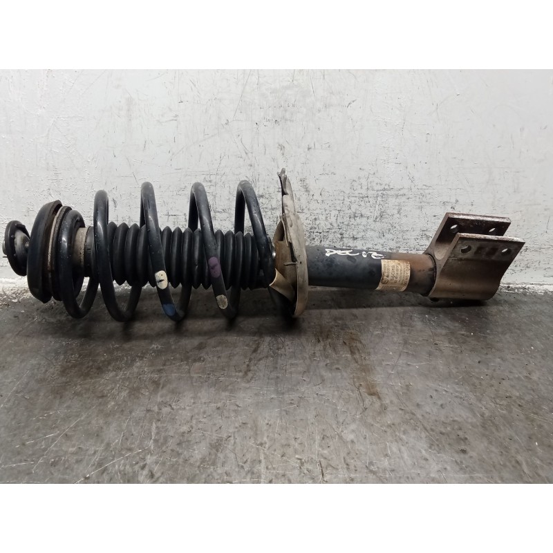 Recambio de amortiguador delantero izquierdo para peugeot partner tepee 1.6 hdi referencia OEM IAM 868412818003 82490400391 