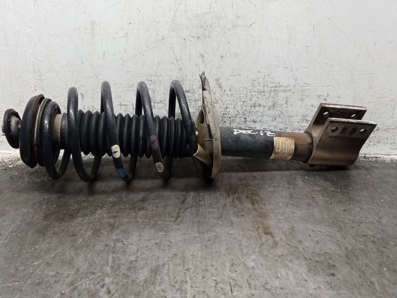 Recambio de amortiguador delantero izquierdo para peugeot partner tepee 1.6 hdi referencia OEM IAM 868412818003 82490400391 