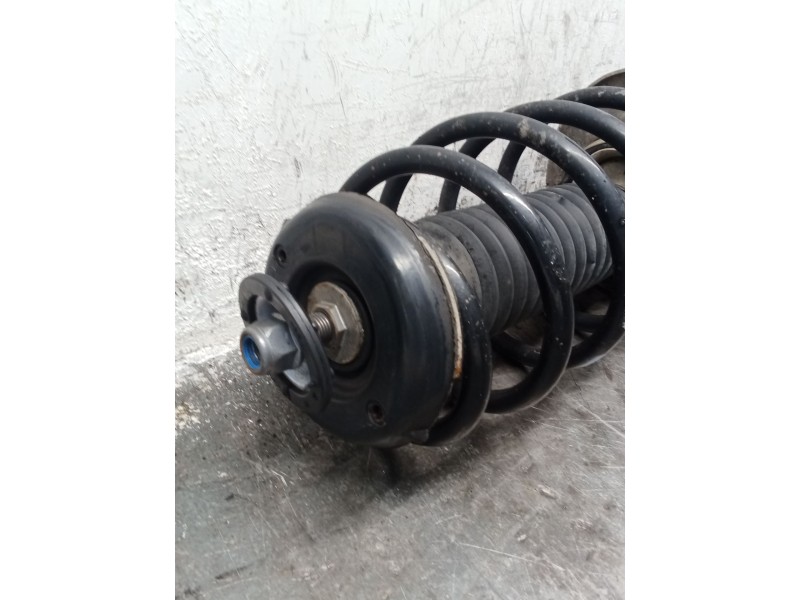 Recambio de amortiguador delantero izquierdo para peugeot partner tepee 1.6 hdi referencia OEM IAM 868412818003 82490400391 