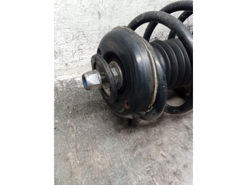 Recambio de amortiguador delantero derecho para peugeot partner tepee 1.6 hdi referencia OEM IAM   