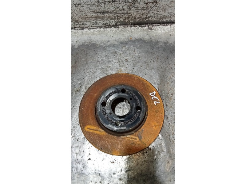 Recambio de disco freno delantero para toyota yaris 1.3 16v cat referencia OEM IAM   