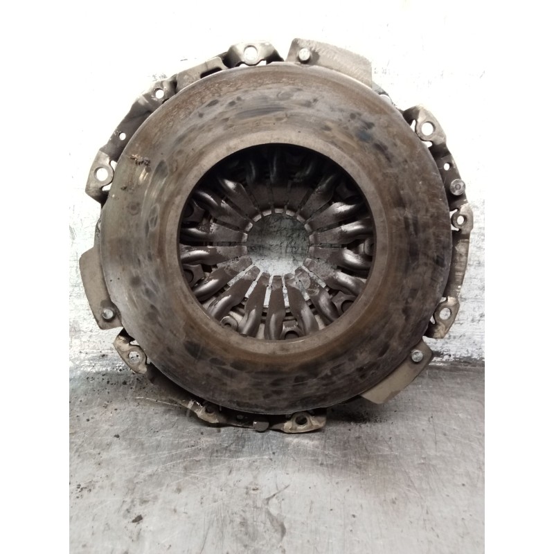 Recambio de kit embrague para opel astra j sedán 1.6 cdti (69) referencia OEM IAM 55574452 55574453 55574450