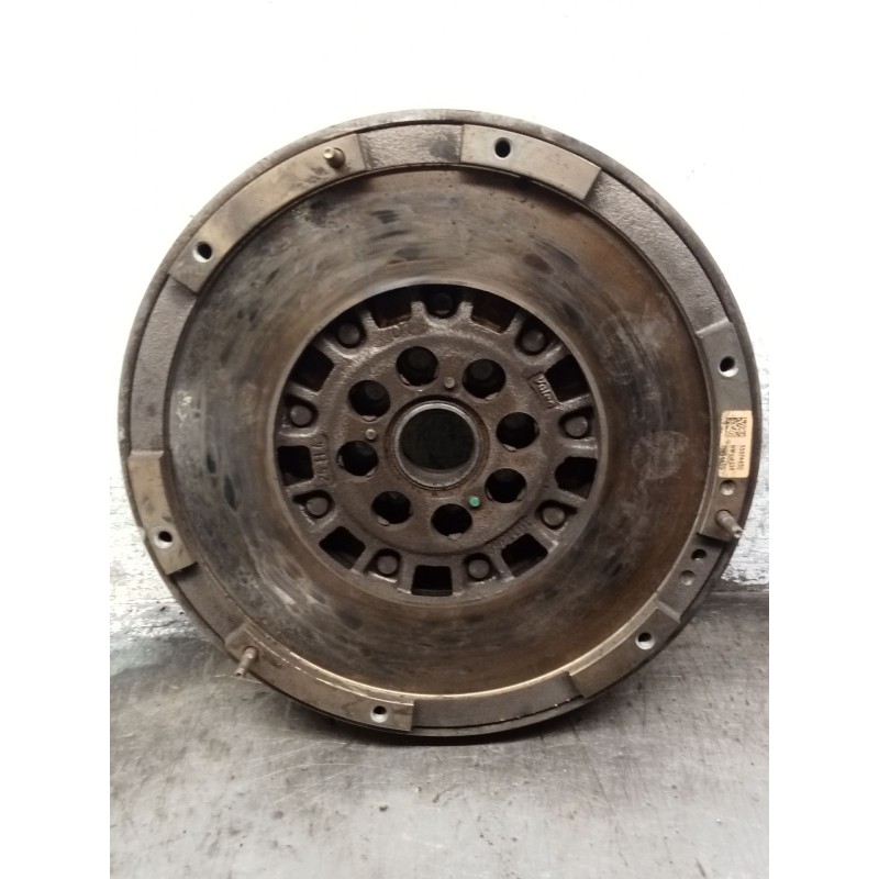 Recambio de kit embrague para opel astra j sedán 1.6 cdti (69) referencia OEM IAM 55574452 55574453 55574450