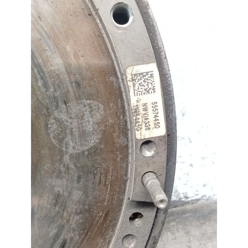 Recambio de kit embrague para opel astra j sedán 1.6 cdti (69) referencia OEM IAM 55574452 55574453 55574450