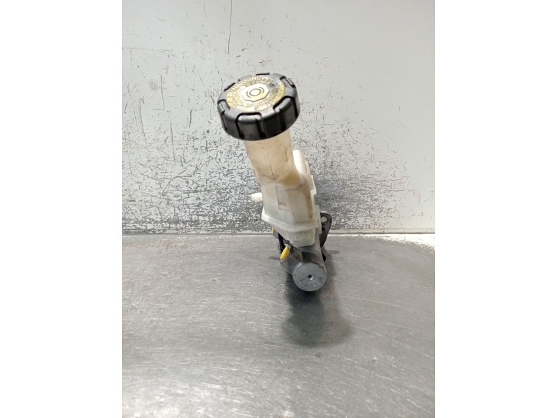 Recambio de bomba freno para renault clio grandtour dynamique referencia OEM IAM 8200129956  