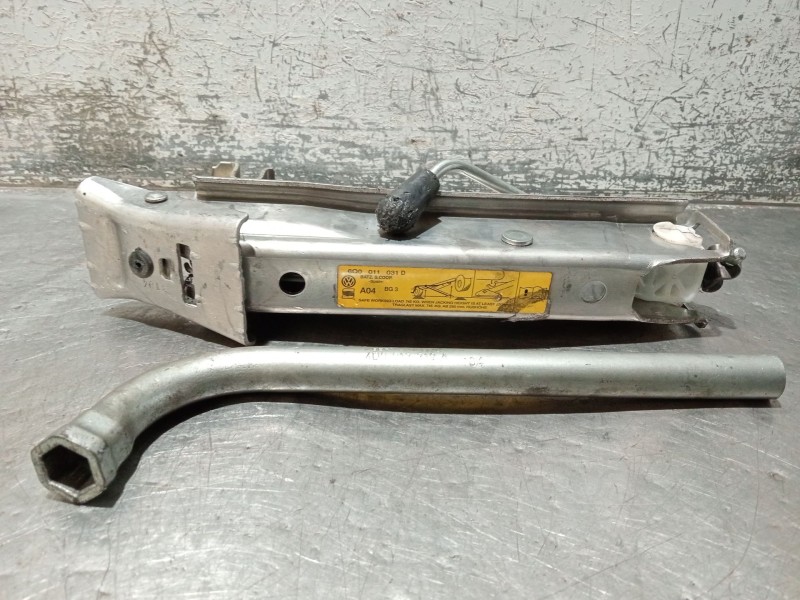 Recambio de gato para seat cordoba (6l2) 1.9 tdi referencia OEM IAM 6Q0011031  