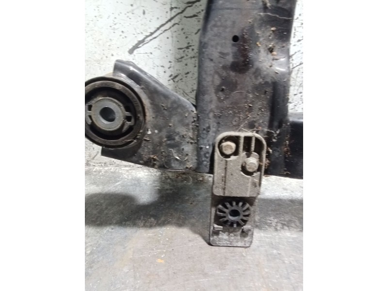 Recambio de puente delantero para opel astra j sedán 1.6 cdti (69) referencia OEM IAM   CUNA