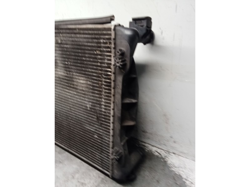 Recambio de radiador agua para audi a4 b7 avant (8ed) 2.0 tdi 16v referencia OEM IAM 8E0121251A  