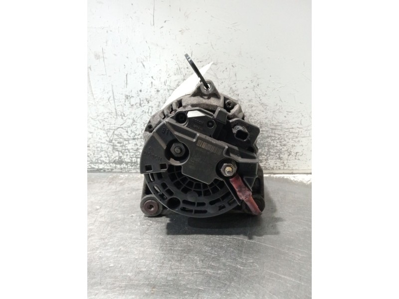 Recambio de alternador para renault clio grandtour dynamique referencia OEM IAM 8200660033 0124425071 