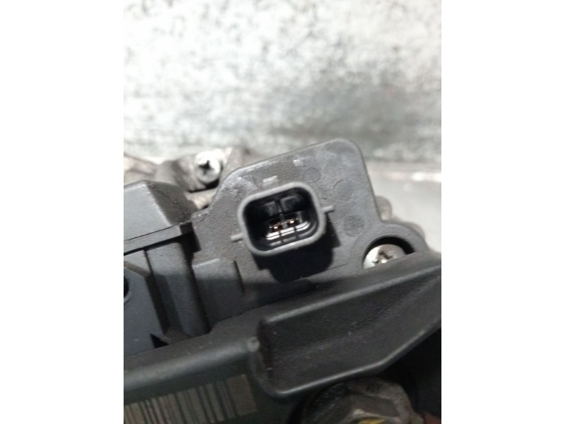 Recambio de alternador para renault clio grandtour dynamique referencia OEM IAM 8200660033 0124425071 