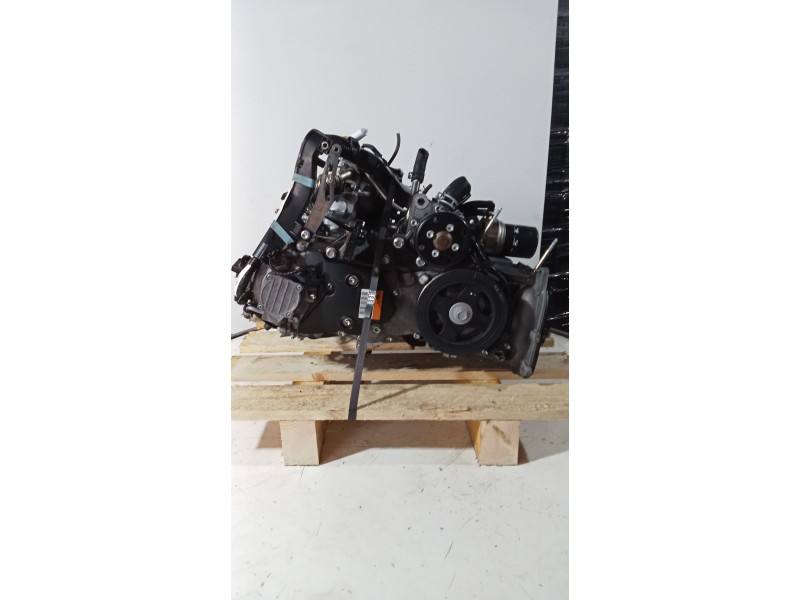 Recambio de motor completo para toyota auris (_e15_) 1.4 d-4d (nde150_) referencia OEM IAM 1ND BOSCH 394453