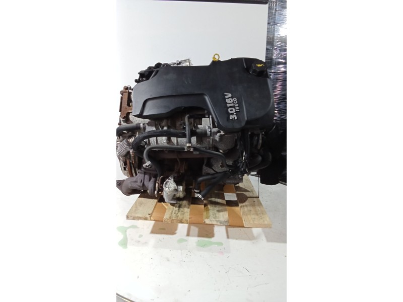 Recambio de motor completo para iveco massif single cab 3.0 hpi referencia OEM IAM 2122 228161 79996  
