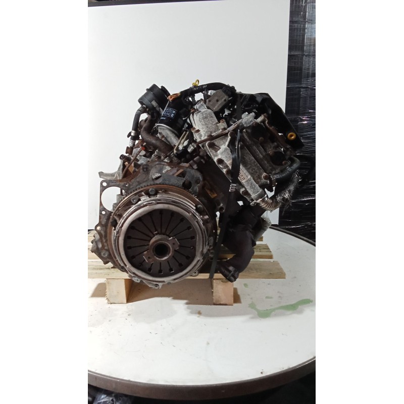 Recambio de motor completo para iveco massif single cab 3.0 hpi referencia OEM IAM 2122 228161 79996  