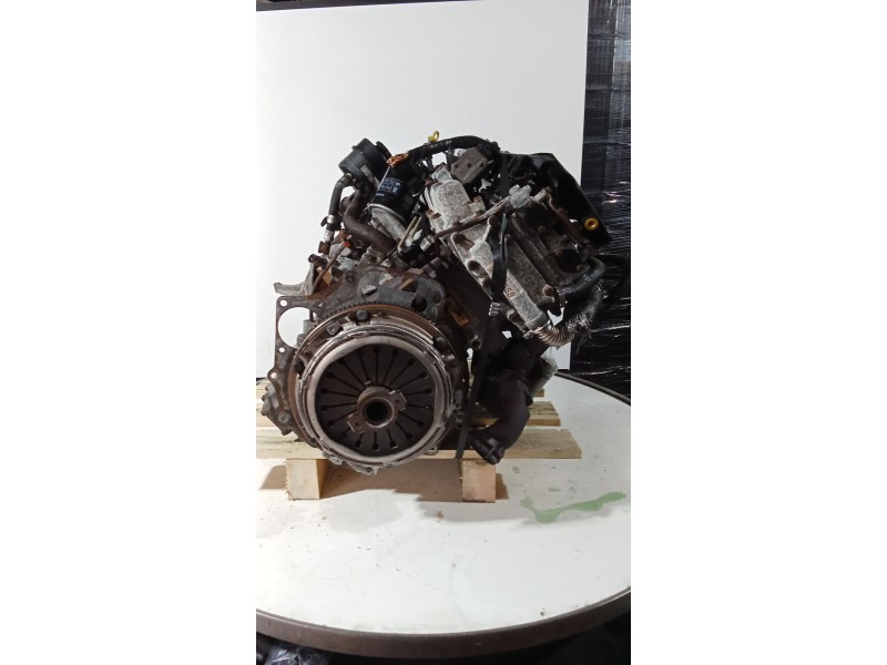 Recambio de motor completo para iveco massif single cab 3.0 hpi referencia OEM IAM 2122 228161 79996  