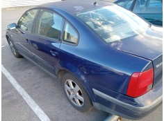 volkswagen passat berlina (3b2) del año 2000 2