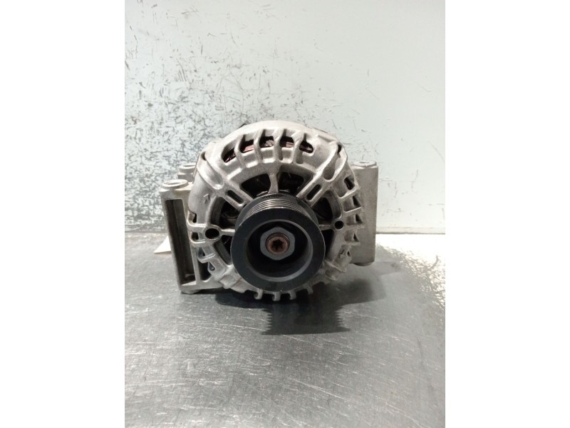 Recambio de alternador para opel astra j sedán 1.6 cdti (69) referencia OEM IAM 13586366 2618063A 