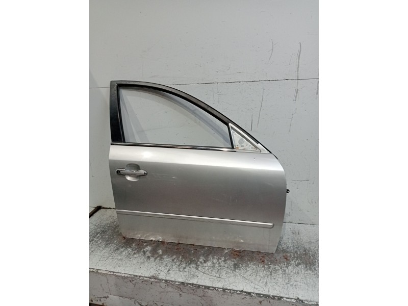 Recambio de puerta delantera derecha para hyundai sonata v (nf) 2.0 crdi referencia OEM IAM  4P 