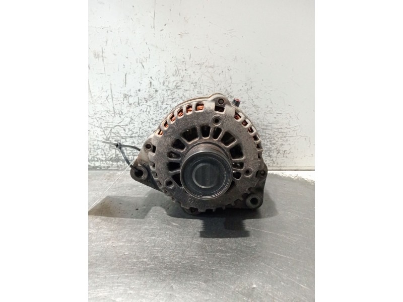 Recambio de alternador para ssangyong kyron 2.0 xdi 4x4 referencia OEM IAM A6651540202  