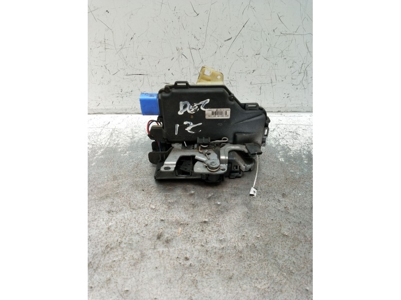 Recambio de motor cierre centralizado delantero izquierdo para seat cordoba (6l2) 1.9 tdi referencia OEM IAM 3B1837015AG 4P 