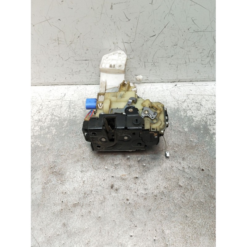 Recambio de motor cierre centralizado trasero derecho para seat cordoba (6l2) 1.9 tdi referencia OEM IAM 3B4839016AN 4P 