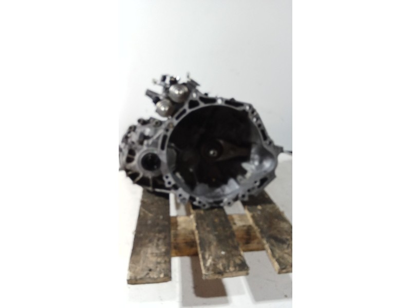 Recambio de caja cambios para toyota auris (_e15_) 1.4 d-4d (nde150_) referencia OEM IAM FBQ50BRT3W AUTOMATICA 71007306