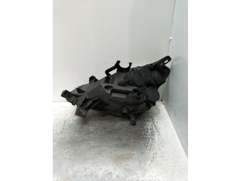 Recambio de faro derecho para peugeot partner tepee 1.6 hdi referencia OEM IAM 9682829280 89318001 