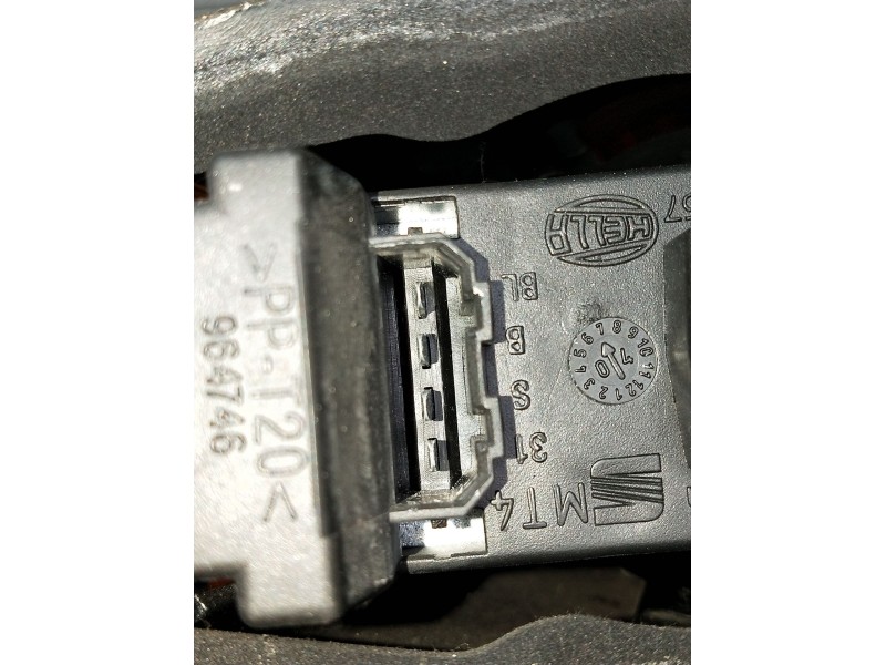 Recambio de piloto trasero derecho para seat cordoba (6l2) 1.9 tdi referencia OEM IAM   