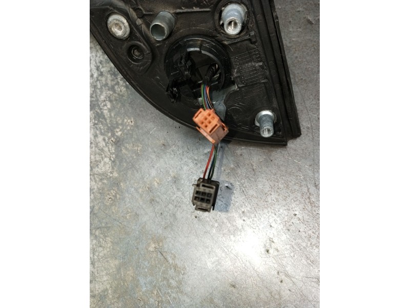 Recambio de retrovisor derecho para peugeot partner tepee 1.6 hdi referencia OEM IAM  ELÉCTRICO 