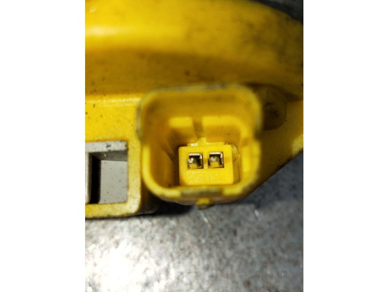 Recambio de faro antiniebla izquierdo para peugeot partner tepee 1.6 hdi referencia OEM IAM 9646947780  