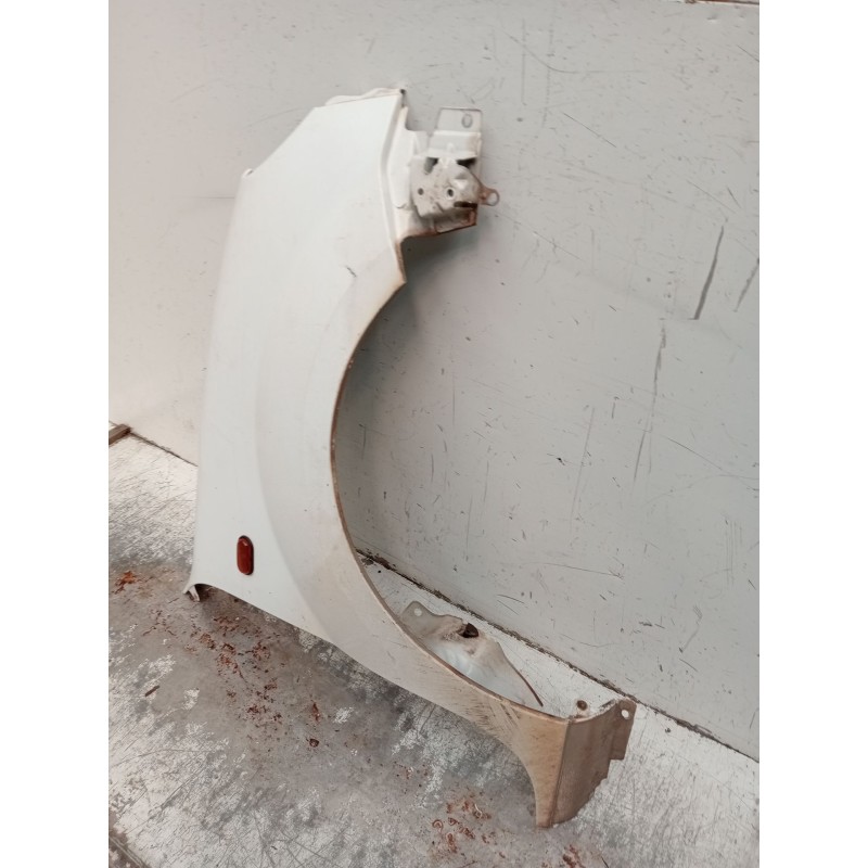 Recambio de aleta delantera derecha para renault kangoo express (fc0/1_) 1.9 dci 4x4 (fc0v) referencia OEM IAM   