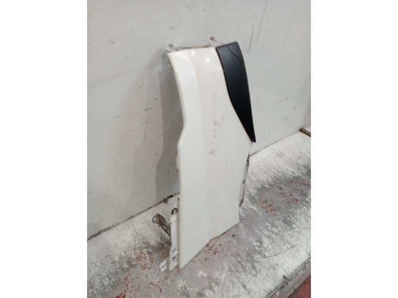 Recambio de aleta delantera derecha para iveco daily vi furgoneta 33s13, 35s13, 35c13 referencia OEM IAM   