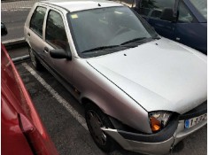 ford fiesta berlina (dx) del año 2000