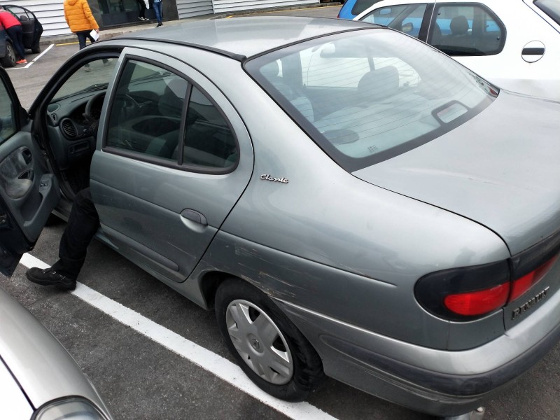 renault megane i classic (la0) del año 1997