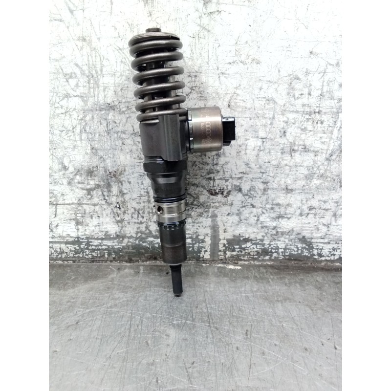 Recambio de inyector para audi a4 b7 avant (8ed) 2.0 tdi 16v referencia OEM IAM 03G130073G 0414720404 BOSCH