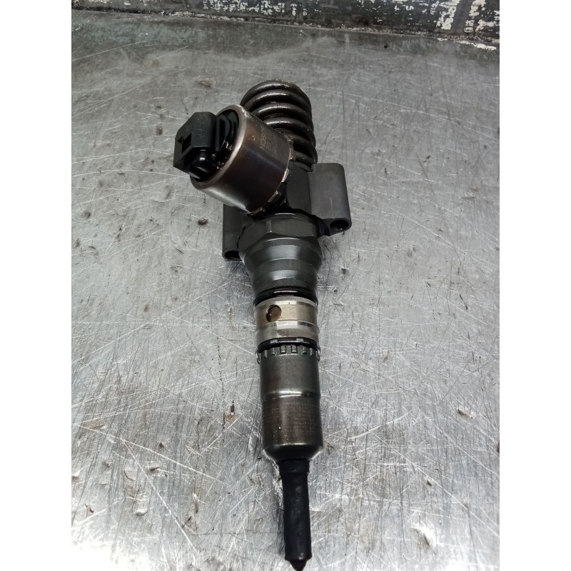 Recambio de inyector para audi a4 b7 avant (8ed) 2.0 tdi 16v referencia OEM IAM 03G130073G 0414720404 BOSCH