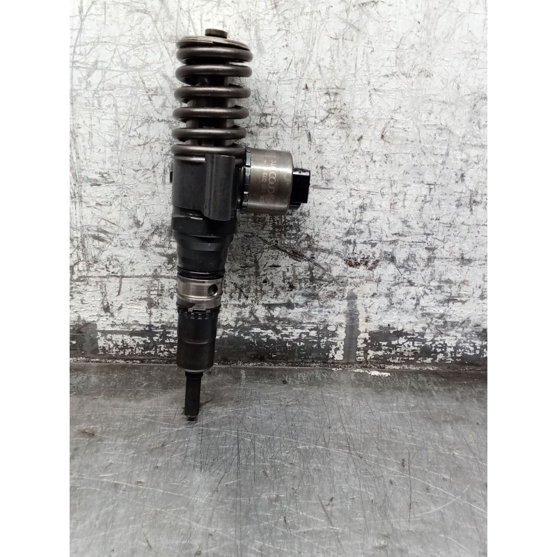 Recambio de inyector para audi a4 b7 avant (8ed) 2.0 tdi 16v referencia OEM IAM 03G130073G 0414720404 BOSCH