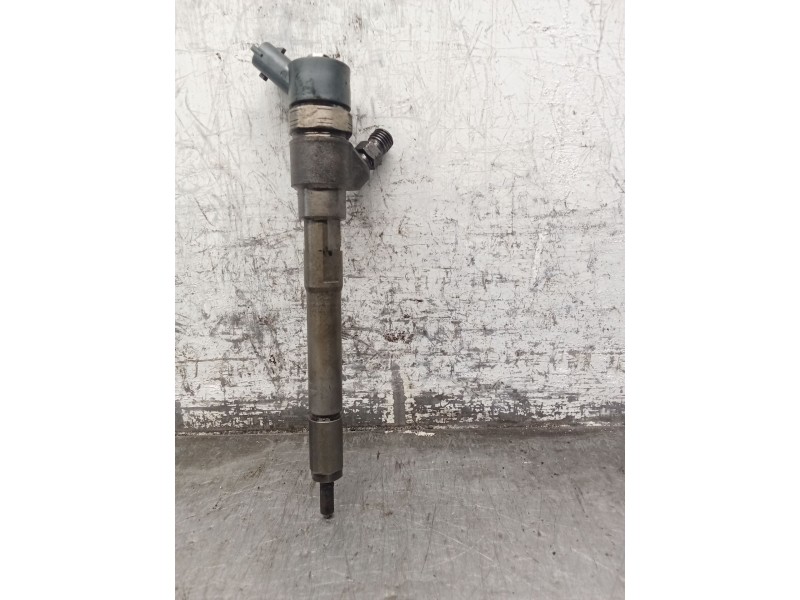 Recambio de inyector para hyundai sonata v (nf) 2.0 crdi referencia OEM IAM 3380027400 0445110258 BOSCH