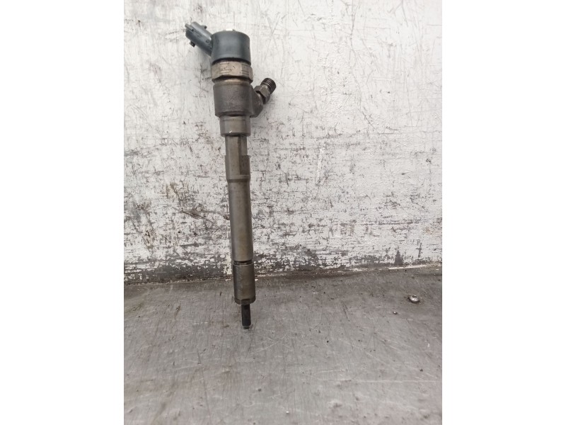 Recambio de inyector para hyundai sonata v (nf) 2.0 crdi referencia OEM IAM 3380027400 0445110258 BOSCH