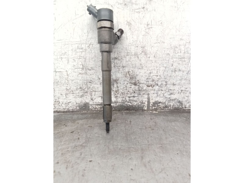 Recambio de inyector para hyundai sonata v (nf) 2.0 crdi referencia OEM IAM 3380027400 0445110258 BOSCH