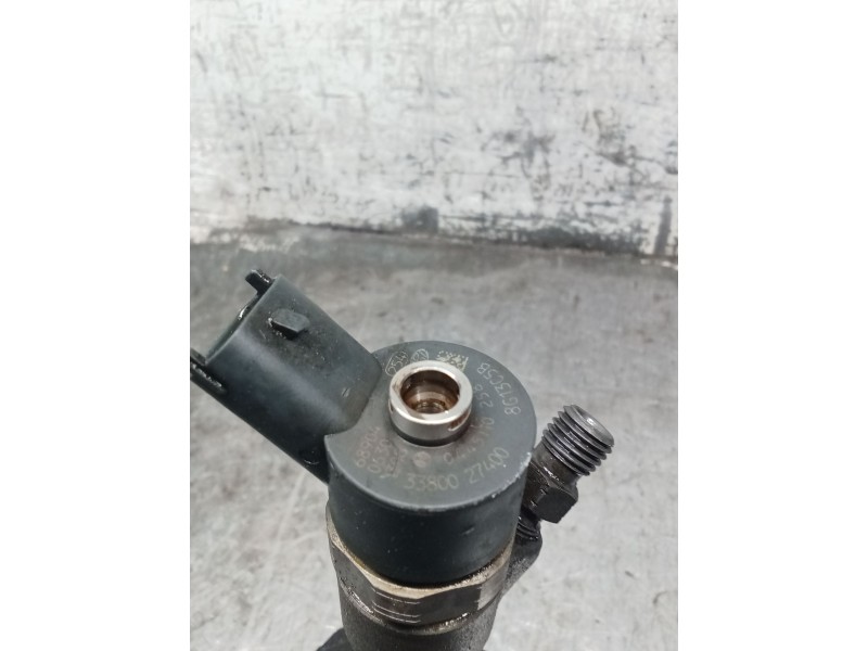 Recambio de inyector para hyundai sonata v (nf) 2.0 crdi referencia OEM IAM 3380027400 0445110258 BOSCH