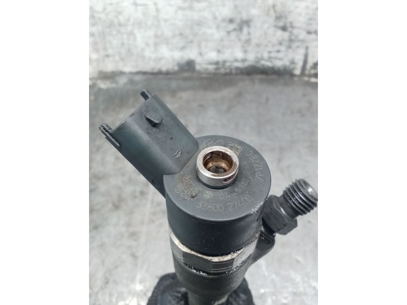 Recambio de inyector para hyundai sonata v (nf) 2.0 crdi referencia OEM IAM 3380027400 0445110258 BOSCH