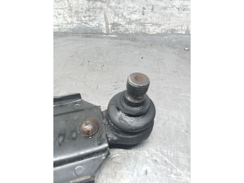 Recambio de brazo suspension inferior delantero derecho para ford escort vi (gal, aal, abl) 1.8 16v (eda, ehc) referencia OEM IA