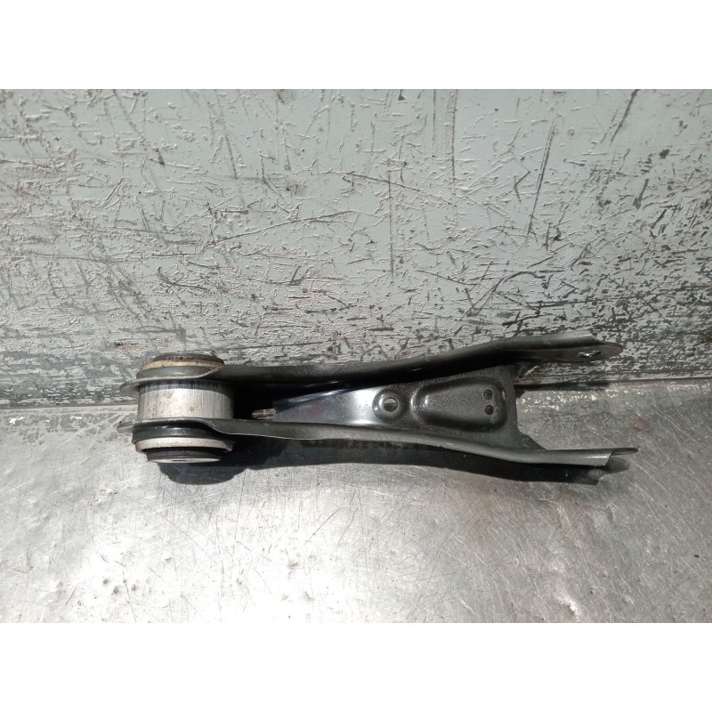 Recambio de brazo suspension superior trasero izquierdo para mercedes-benz cla shooting brake (x118) cla 200 d (118.612) referen