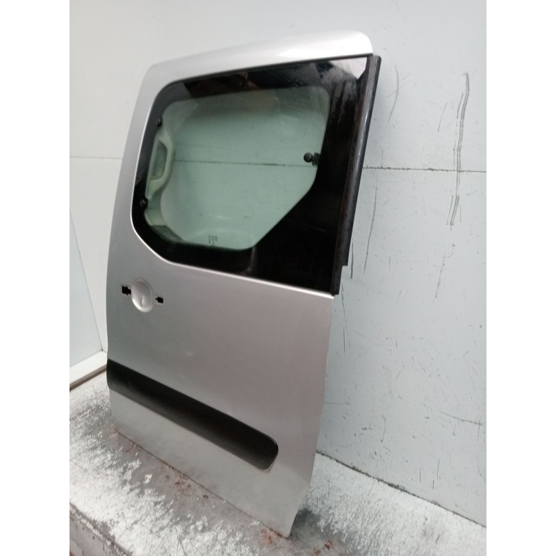 Recambio de puerta lateral corredera izquierda para peugeot partner tepee 1.6 hdi 90 referencia OEM IAM  5P 