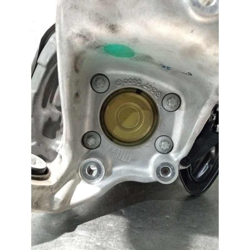 Recambio de mangueta trasera derecha para mercedes-benz cla shooting brake (x118) cla 200 d (118.612) referencia OEM IAM 2470600